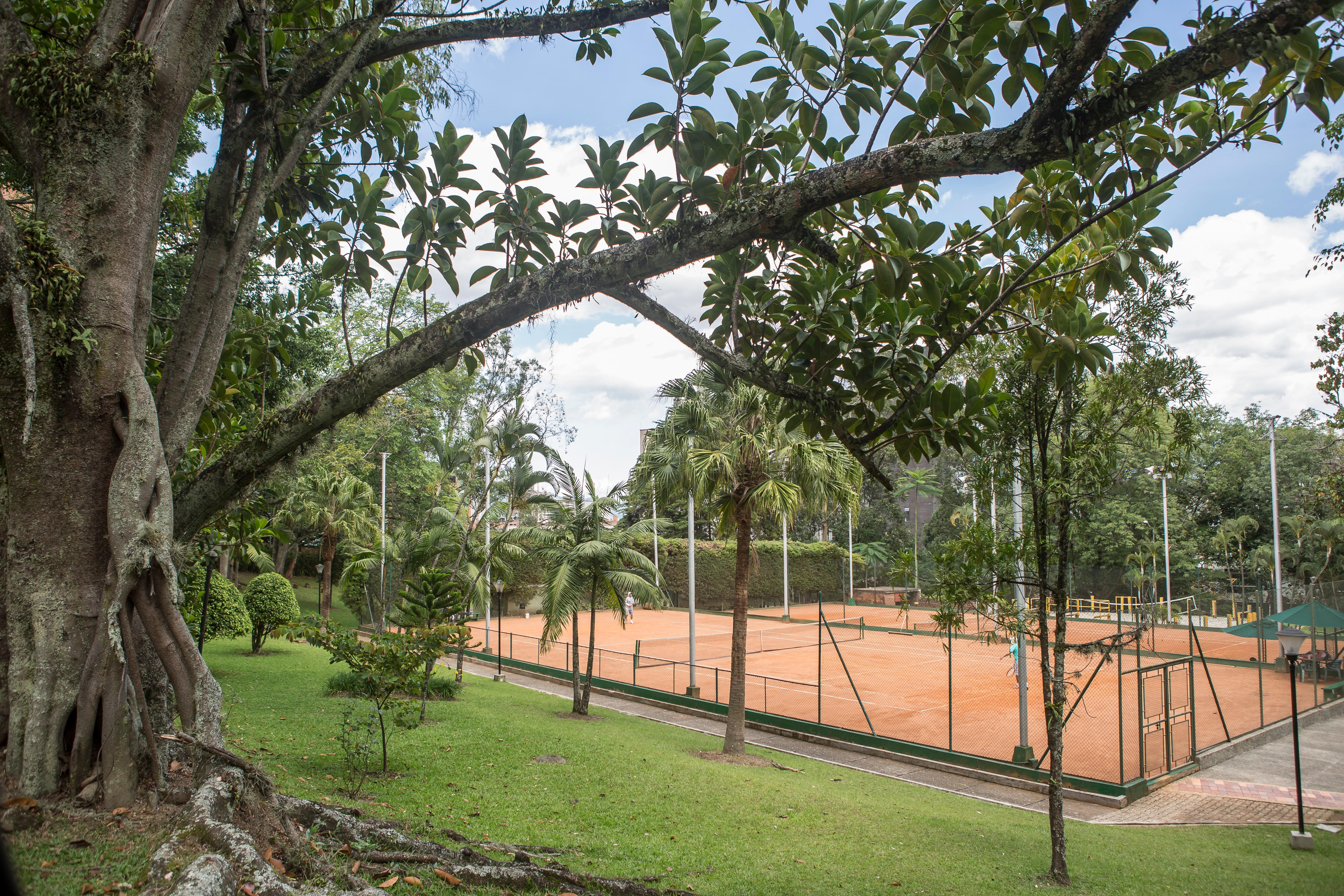 Intercontinental Medellin - Movich By Ihg Hotel Ngoại thất bức ảnh