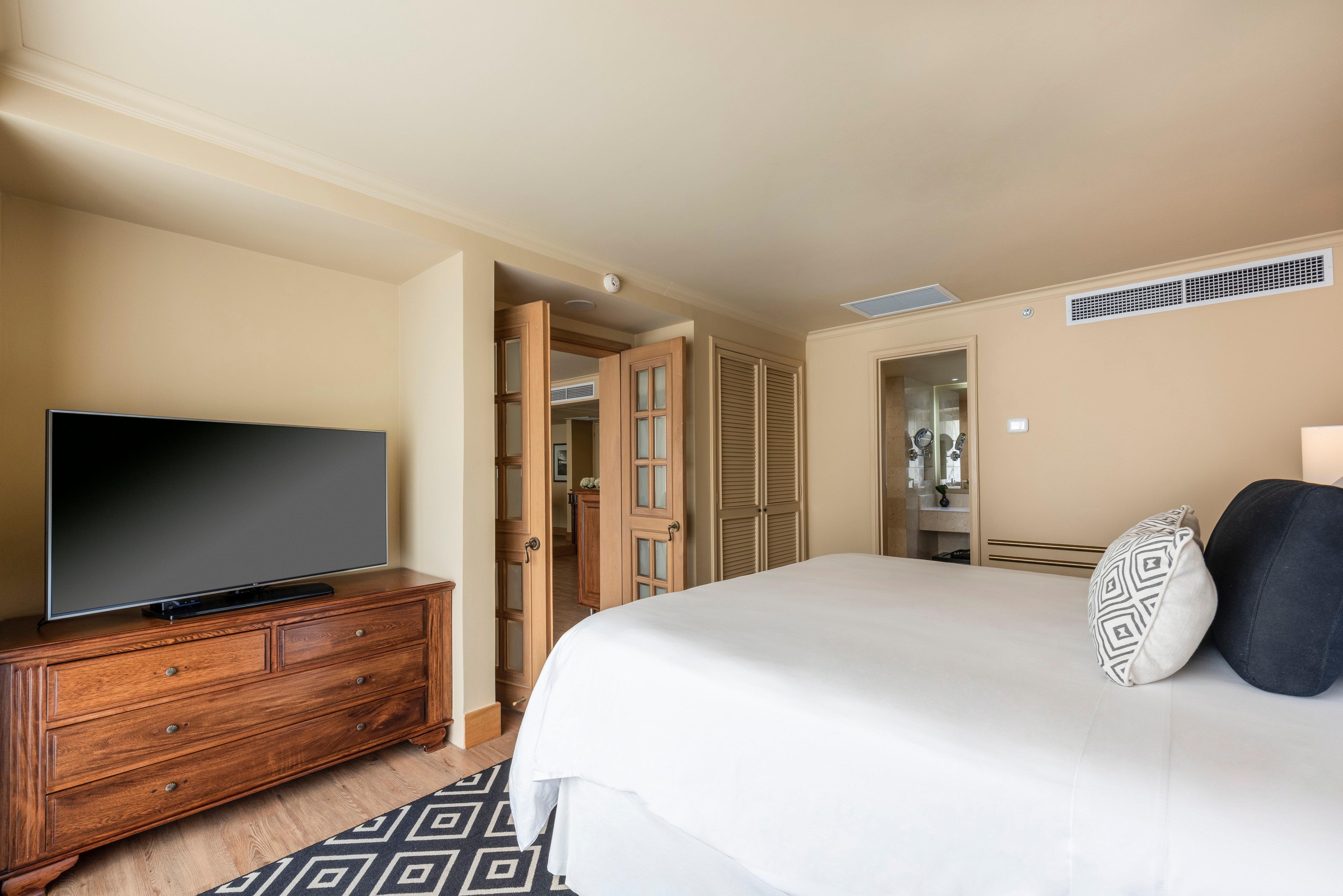 Intercontinental Medellin - Movich By Ihg Hotel Ngoại thất bức ảnh