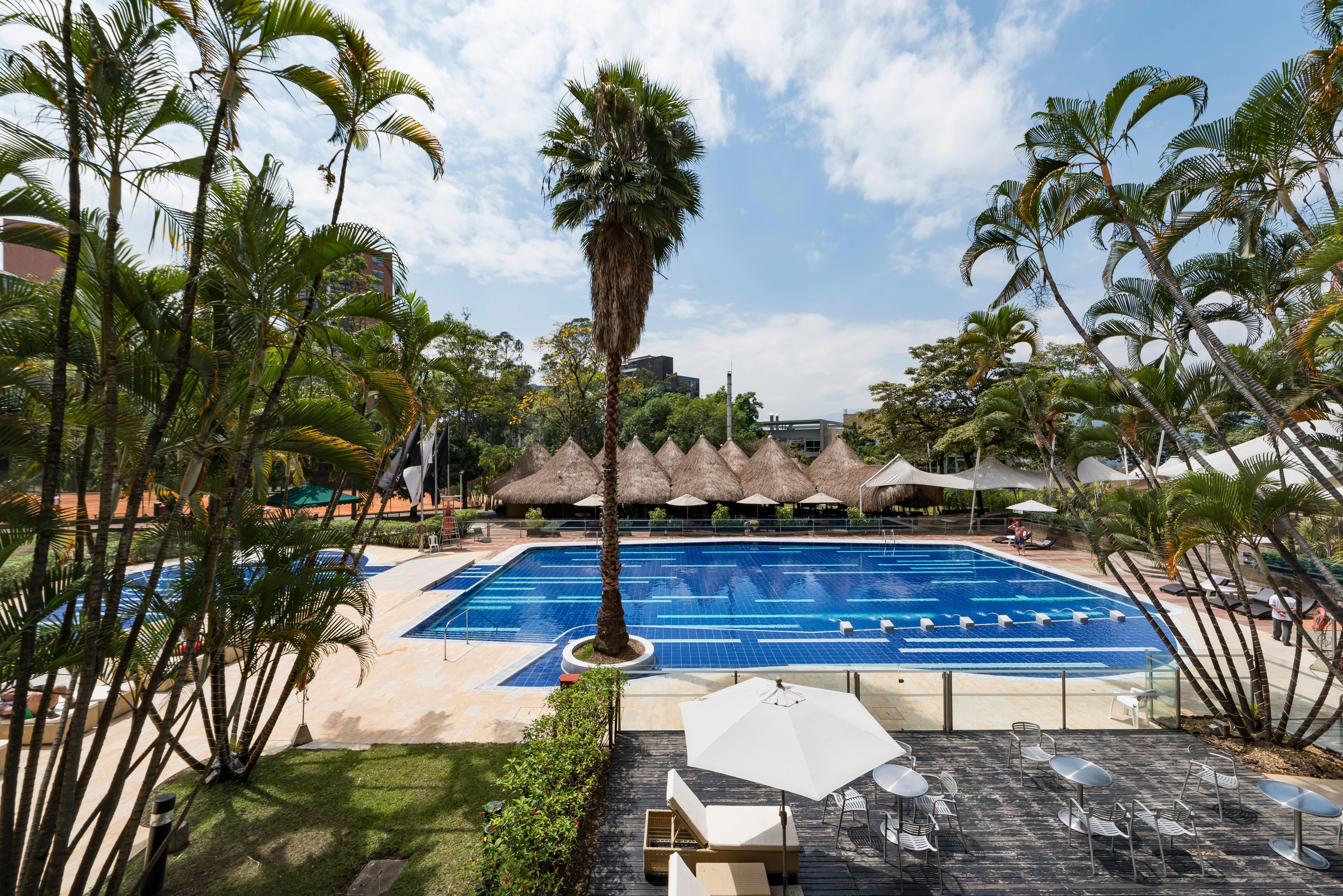 Intercontinental Medellin - Movich By Ihg Hotel Ngoại thất bức ảnh