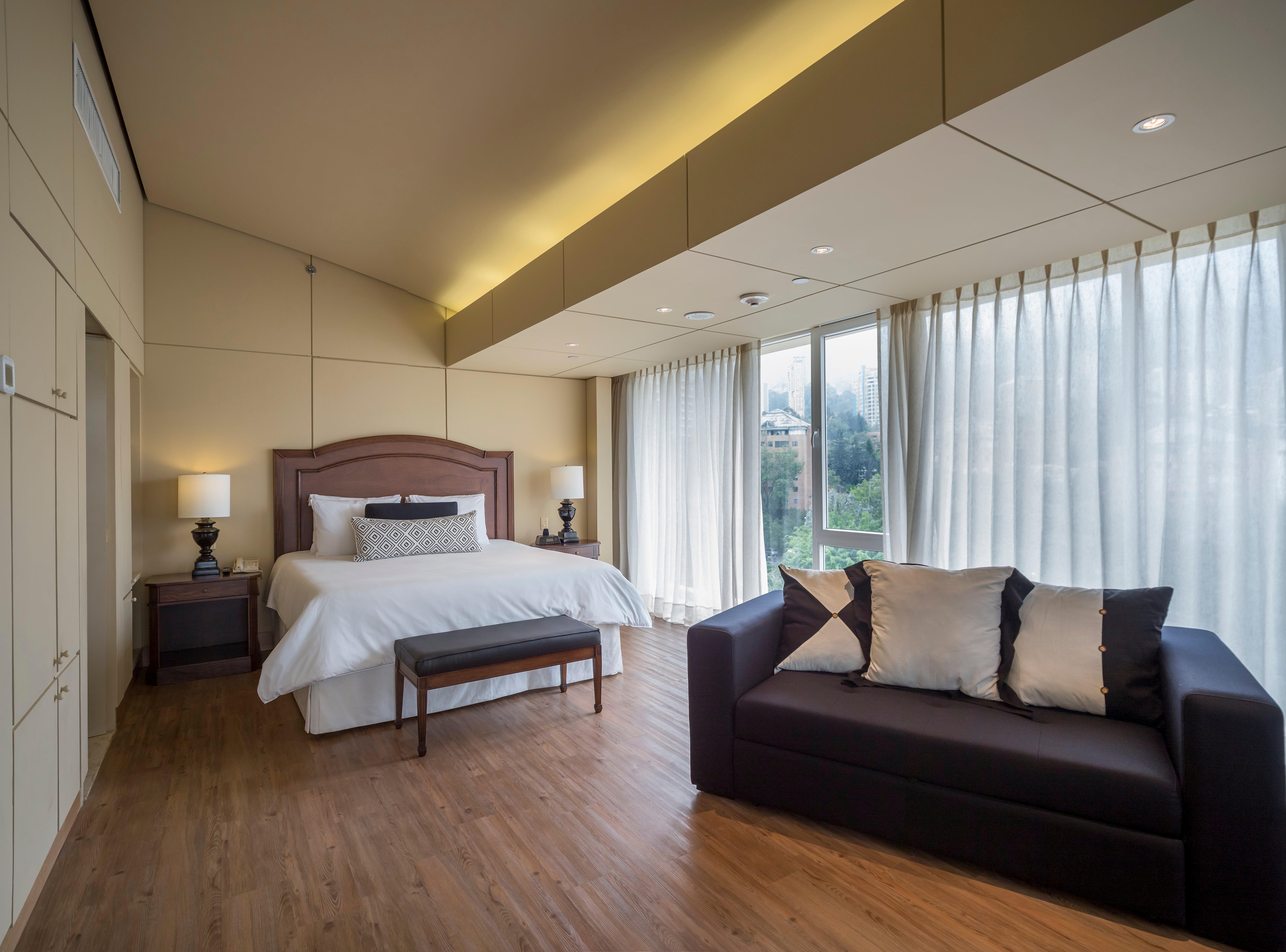 Intercontinental Medellin - Movich By Ihg Hotel Ngoại thất bức ảnh