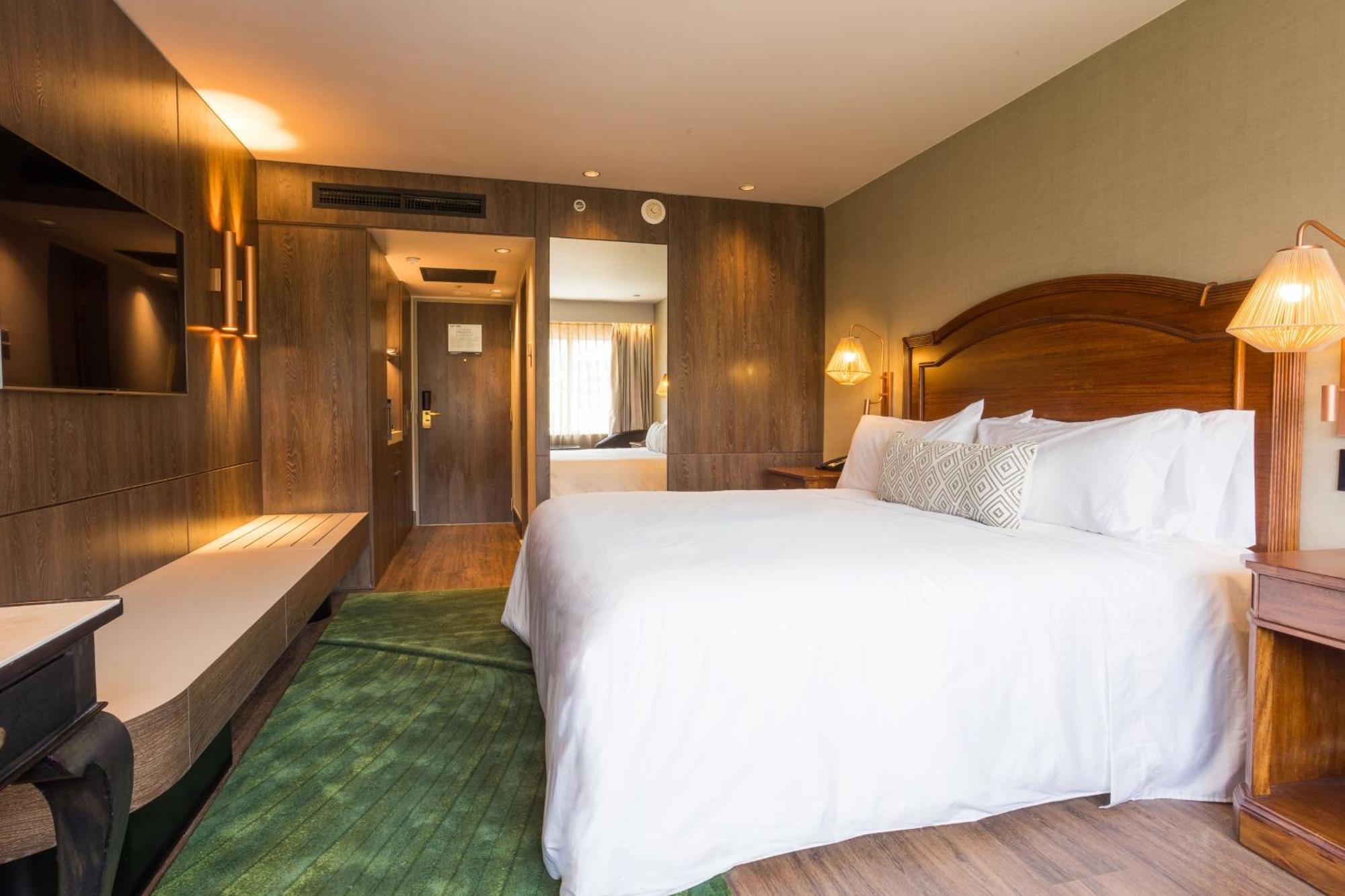 Intercontinental Medellin - Movich By Ihg Hotel Ngoại thất bức ảnh