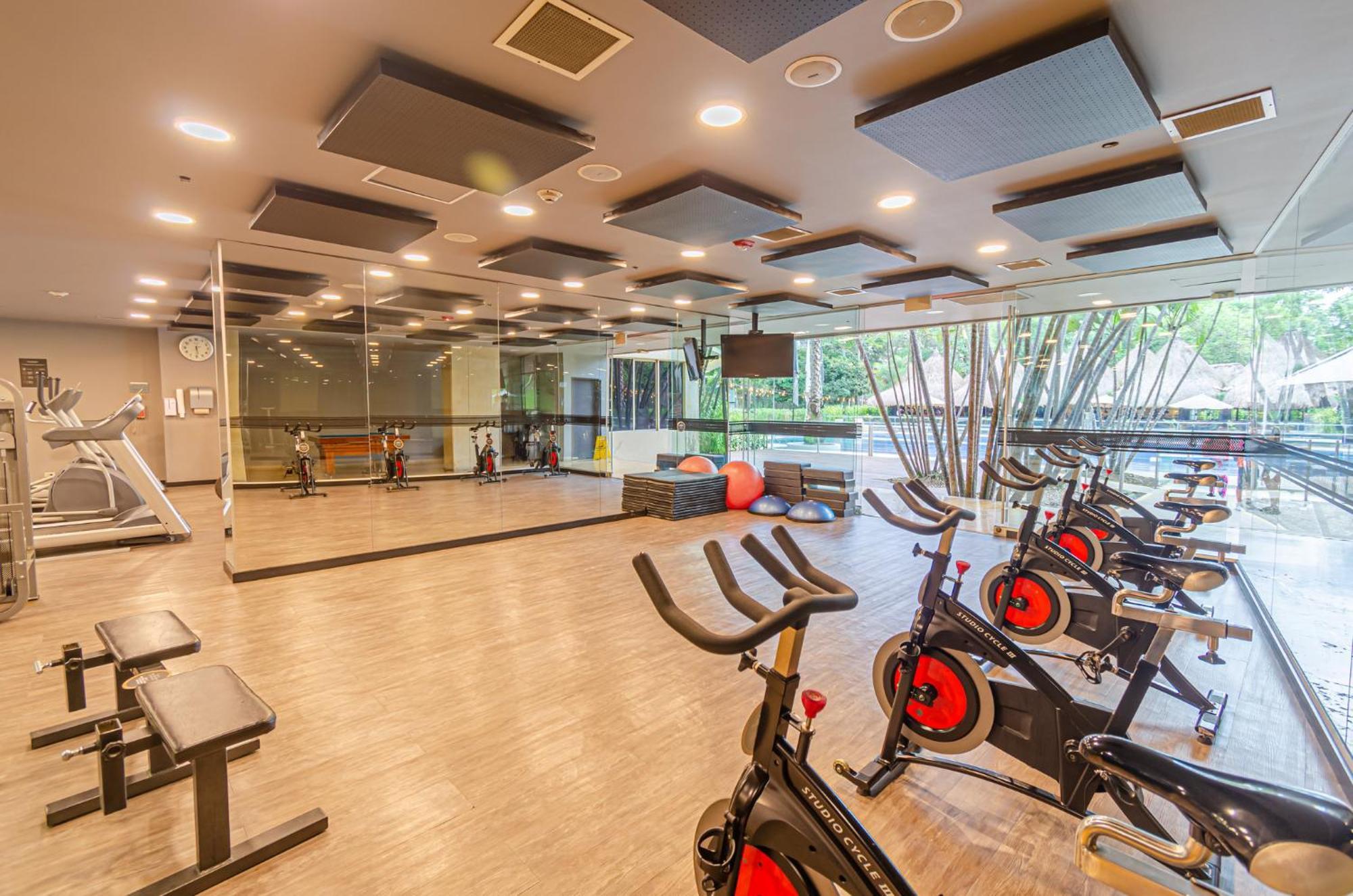 Intercontinental Medellin - Movich By Ihg Hotel Ngoại thất bức ảnh