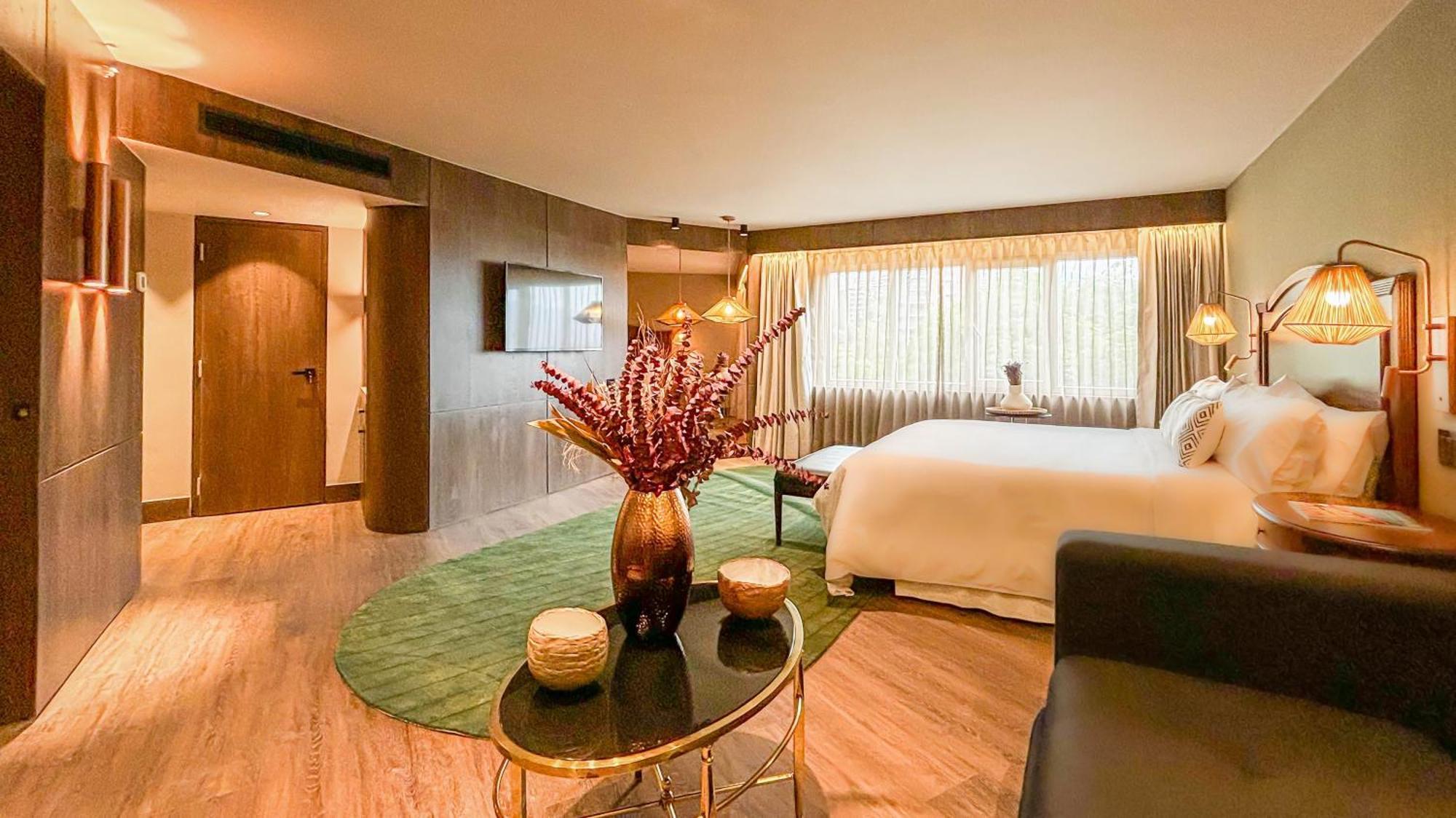 Intercontinental Medellin - Movich By Ihg Hotel Ngoại thất bức ảnh