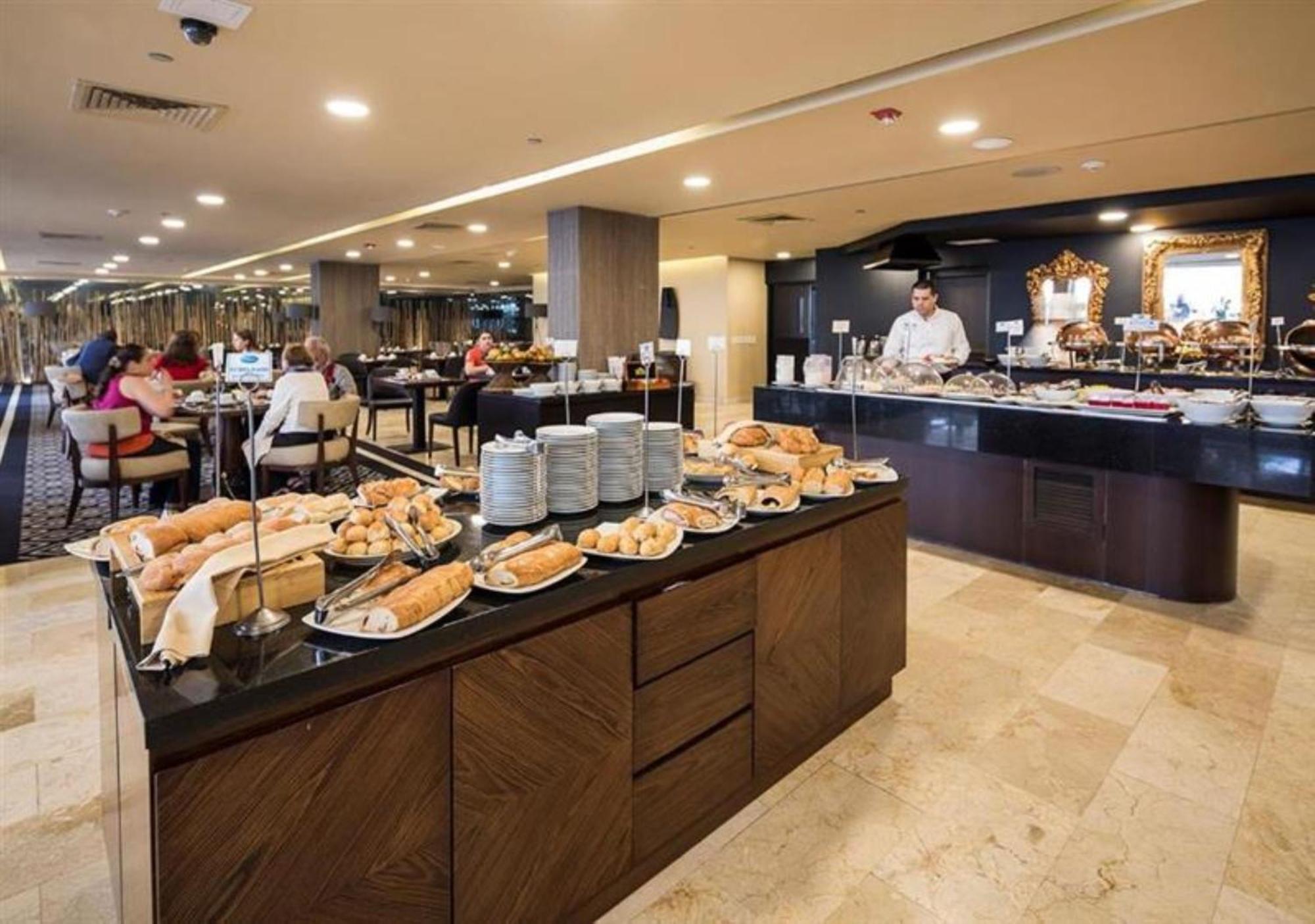 Intercontinental Medellin - Movich By Ihg Hotel Ngoại thất bức ảnh