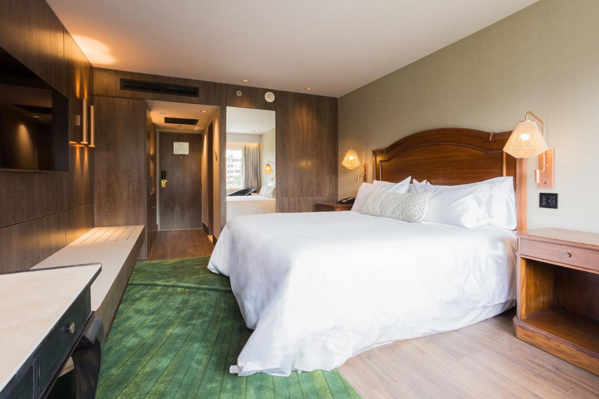 Intercontinental Medellin - Movich By Ihg Hotel Ngoại thất bức ảnh